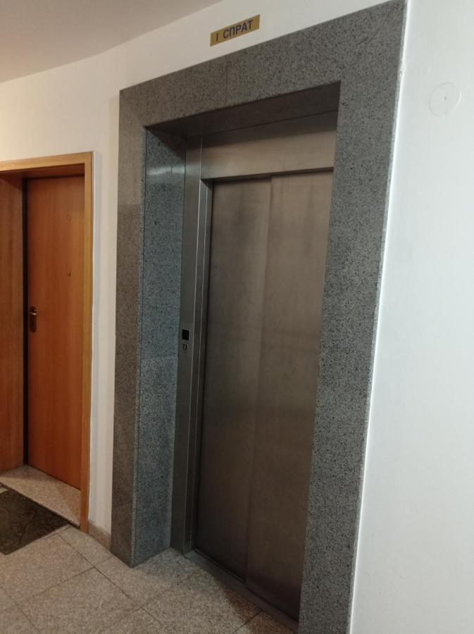 Go 2 Apartment Belgrade Exterior photo